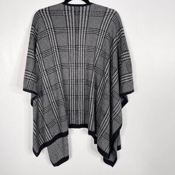 Soft Joie Black Gray Glen Plaid Wool Poncho Wrap Sweater One Size OS Shrug - Picture 2 of 11